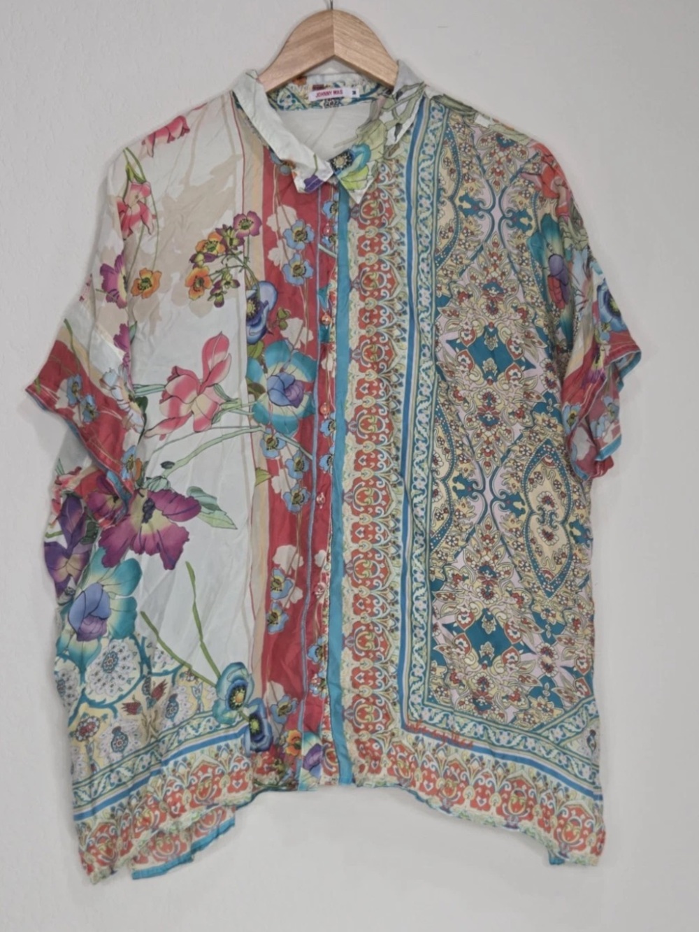 Johnny Was The Audrey Oversized Silk Blouse Short Sleeve Mixed Waves Size M